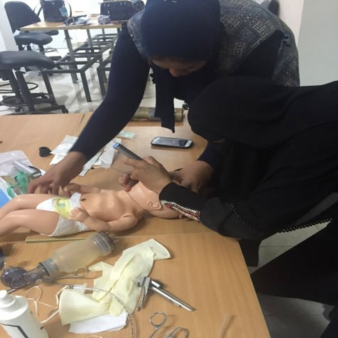 Mejora de los cuidados de enfermería en 3 provincias de Egipto