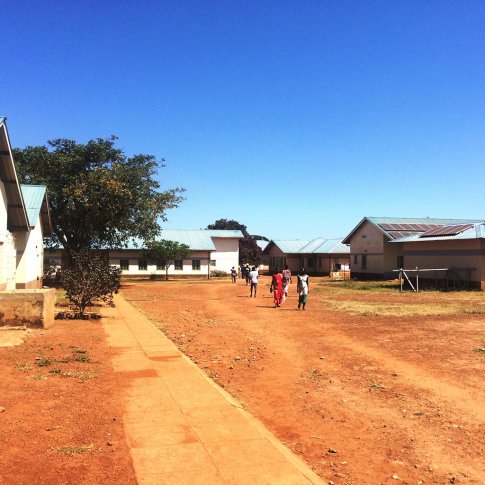 Reforzar los servicios prestados por el Hospital Comboni de Wau en sus responsabilidades clínicas y educativas